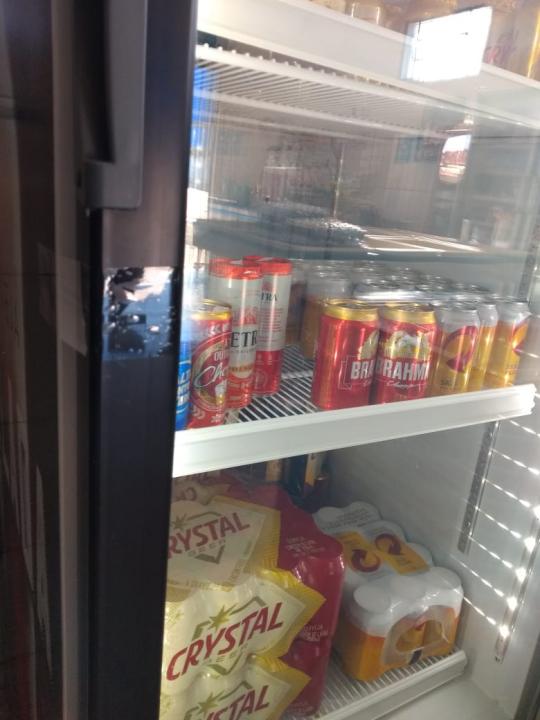 Foto 4 de 18 — Setor de bebidas é isolado em supermercados de Boa Esperança do Sul